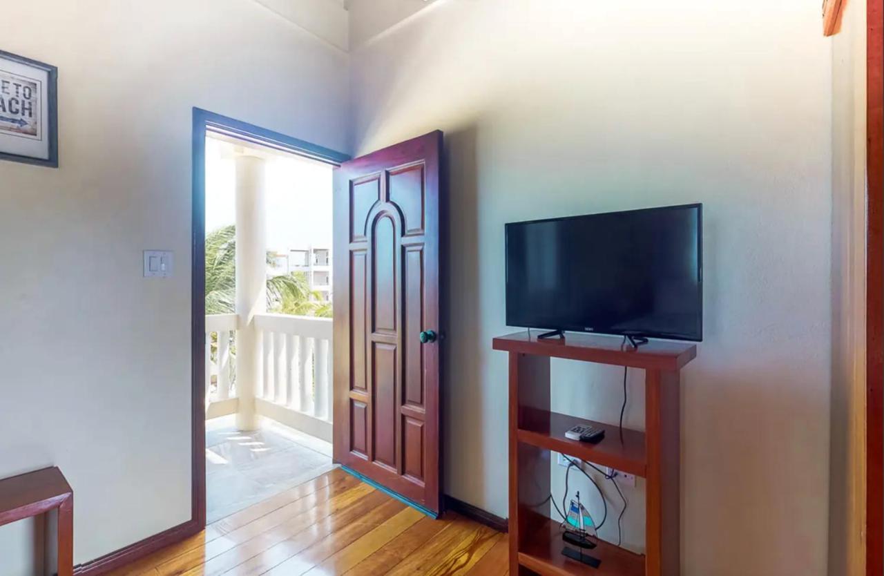 Sandy Feet Beach Resort Placencia Екстер'єр фото