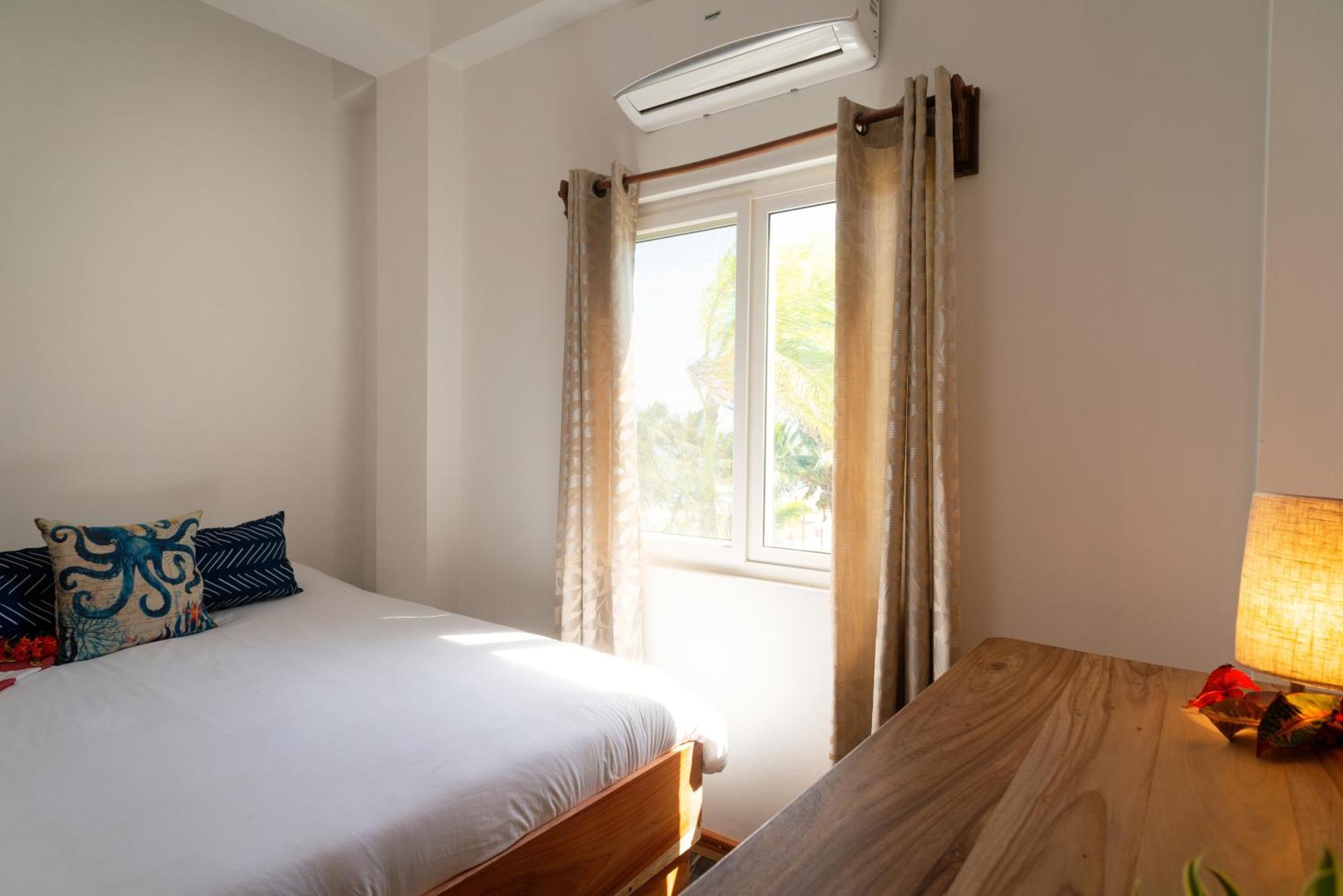 Sandy Feet Beach Resort Placencia Екстер'єр фото