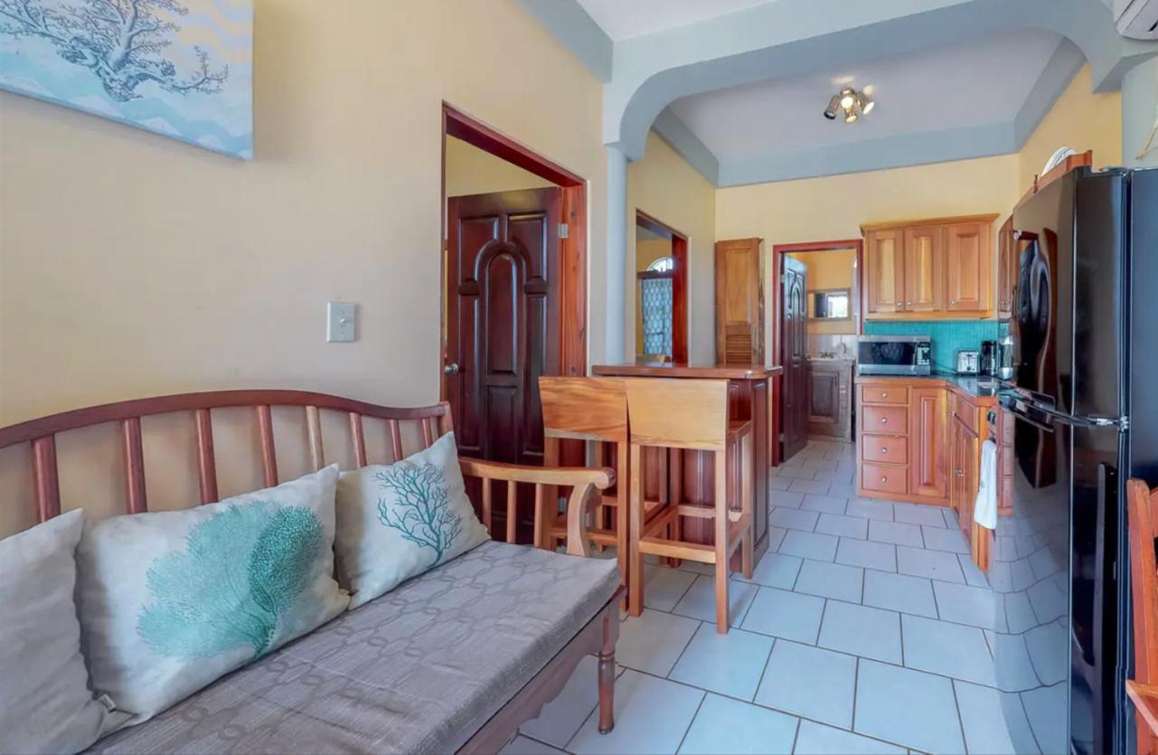 Sandy Feet Beach Resort Placencia Екстер'єр фото
