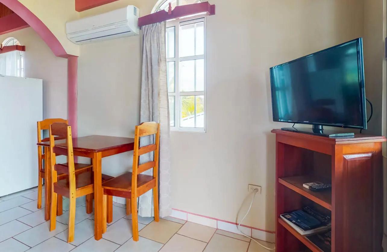 Sandy Feet Beach Resort Placencia Екстер'єр фото